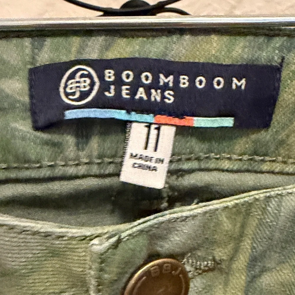 💥💥💥BOGOHO💥💥Olive Green Tropical Print Skinny Jeans-11
